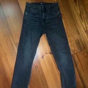 Black straight cut ZARA jeans!